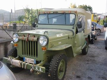 Jeep Willys anno 1980 funzionante, restaurata, capote nuova. motore diesel perkins .
Veicolo d'epoca.