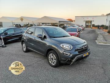 FIAT 500 X 1.3 MJET S-DESIGN
Immatricolata 2019, 1248cc, 125.000Km, 95Cv/70Wk, 5porte/5posti, Euro6.
*** Tagliandi Ufficiali, km certificati *** 

Il prezzo proposto di euro 11.400,00 è legato alla promozione web che prevede un acquisto tramite finanziamento, Info in sede.
Il prezzo a Listino senza promo e senza vincoli è di euro 12.400,00.

Rimangono sempre esclusi i costi : 
-del passaggio di proprietà pari ad euro 500,00
-messa su strada pari ad euro 400,00 che include l'attivazione della garanzia di 12 mesi completa, all'occorrenza controlli e/o tagliando completo preconsegna (olio,filtro olio, filtro aria e tutti i componenti necessari al ripristino ivi compresi kit distribuzione), kit ruota di scorta o kit gonfiaggio, 12 mesi di garanzia estendibili a 24/36mesi in base al veicolo e copre i componenti non soggetti ad usura (dettagli in sede).

Descrizione del mezzo: Motore 4 cilindri in linea, cambio manuale a 5 rapporti, Abs, Esp, Airbag, computer di bordo, volante regolabile con comandi, Climatizzatore, fendinebbia, Cruise Control, Radio Uconnect HD Live 7'' con Predisposizione Apple Car Play / Compatibilità per Android Auto, Start&stop, Servosterzo, Freno di stazionamento elettrico, Hill Start Assist, attacchi Isofix, cerchi in lega da 16“ + ruotino.  

I NOSTRI SERVIZI : 
-Acquisto diretto con pagamento immediato 
-conto vendita
-vendita auto, moto e scooter usati e garantiti
-vendita veicoli d'epoca
-permuta auto con moto e viceversa
-noleggio breve e lungo termine
-finanziamenti personalizzati (rata costante,mini e  maxi rate, leasing)
-assistenza post-vendita con società di garanzie e officine partner
-assicurazioni
-consulenze e stime per acquisti tra privati

VISITA il nostro sito internet: automotousateroma.it oppure scarica la nostra App: automotousateroma dall' Apple store o Play store per restare aggiornato sui nostri ultimi arrivi.

VIENI A TROVARCI PER VEDERE DAL VIVO QUESTO VEICOLO :
Auto Moto Usate Roma s.r.l.Via Appia Nuova 23, 00047, Marino (RM) (adiacente Sorelle Ramonda)

*************

HAI UNA PERMUTA?
compila il form sull'App o nel nostro sito automotousateroma.it
oppure inviaci foto e descrizione (modello anno km motore ...)
al nostro numero whatsapp : Cell. 366-6562866 o 351-4646876 Fisso 06-7215841 e-mail :  info@automotousateroma.it

*************
La Auto Moto Usate Roma Srl declina ogni responsabilità per eventuali involontarie incongruenze che non rappresentano in alcun modo un impegno contrattuale e invitano i clienti a verificare sempre dal vivo la correttezza dei dati che potrebbero non coincidere con l’effettivo equipaggiamento del veicolo spesso dovuto alla incompatibilità dei dati trasmessi sulle varie piattaforme web.