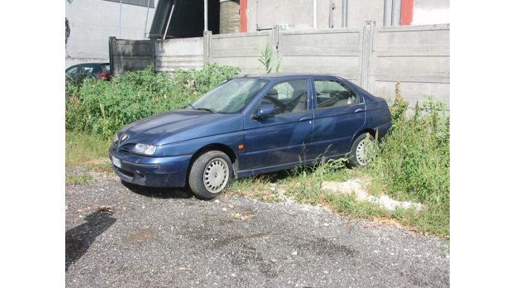 AlfaRomeo 146 1.6i 16V Twin Spark cat L Berlina