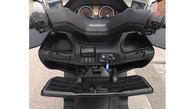 Suzuki Burgman 400 SCOOTER