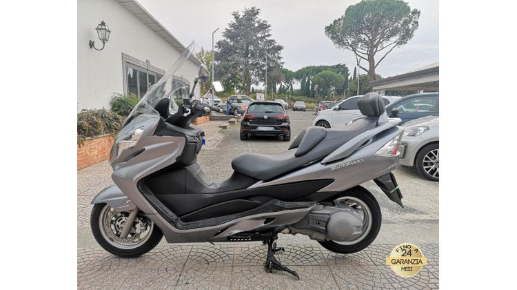 Suzuki Burgman 400 SCOOTER
