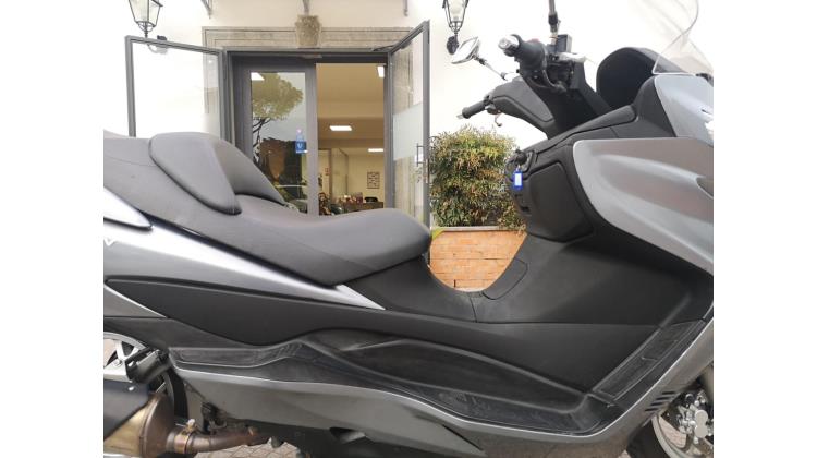 Suzuki Burgman 400 SCOOTER