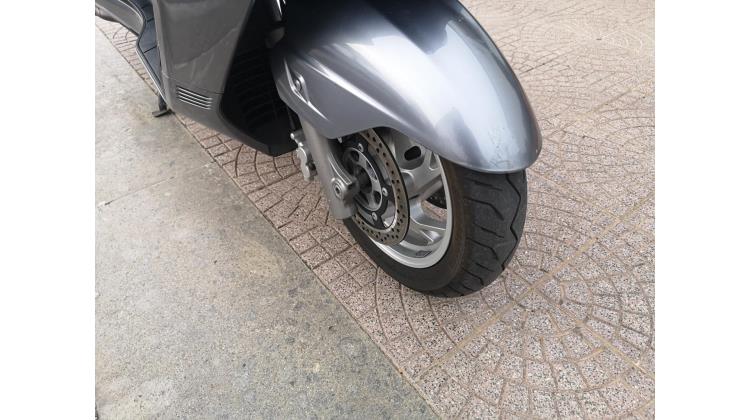 Suzuki Burgman 400 SCOOTER