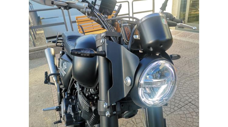 SWM GRAN MILANO 500 NAKED