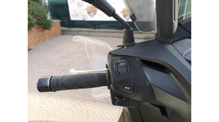 Honda SH 300i SCOOTER