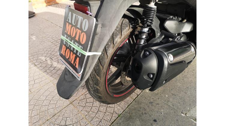 Honda SH 300i SCOOTER