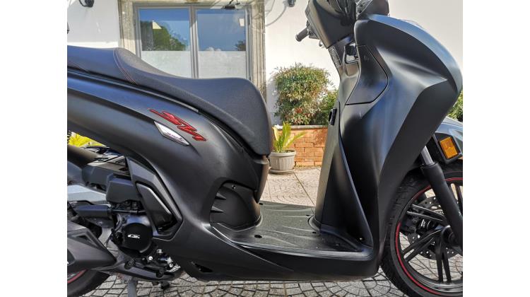 Honda SH 350 SPORT SCOOTER