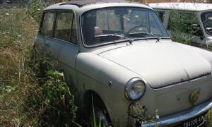 Veicolo targato AP254328. Alimentazione Benzina. Colore della carrozzeria Grigio Panna. Anno prima immatricolazione Gennaio del 1968.
Auto per ricambi, ma completa di documenti. Veicolo targato AP254328. Alimentazione Benzina. Colore della carrozzeria Grigio Panna. Anno prima immatricolazione Gennaio del 1968.
Auto per ricambi, ma completa di documenti.