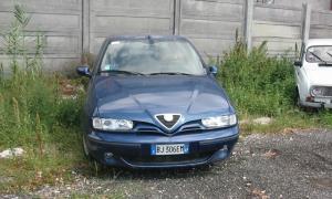 Vettura targata BJ306EM. Colore carrozzeria dell' auto blu scuro. 
Immatricolazione nell'anno 2000.
vettura funzionante , trasparente spellato sul cofano e tetto Vettura targata BJ306EM. Colore carrozzeria dell' auto blu scuro. 
Immatricolazione nell'anno 2000.
vettura funzionante , trasparente spellato sul cofano e tetto