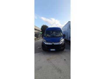 Veicolo immatricolato autocarro nel 10/2015, targa FB595FT.
Carrozzeria di color blu.
Al prezzo indicato va aggiunta iva al 22%.
