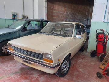 Veicolo immatricolato nel 1979, targato CH173232, carrozzeria di colore beige, marciante e funzionante.
Il prezzo indicato Ã¨ comprensivo di Iva al 22%