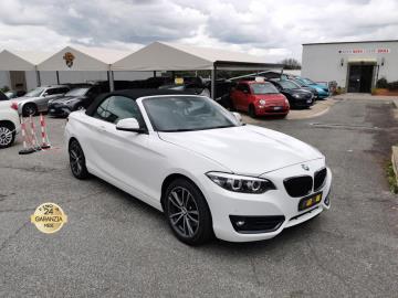 BMW SERIE 2 220i M SPORT CABRIO AUTOMATICO

Immatricolato 2020, 1998cc, 185Cv 135Kw, 59.000Km, 2porte 4posti, Euro6D-TEMP.

Con: Motore a 4 cilindri, cambio automatico steptronic a 8 rapporti, computer di bordo, Abs, Airbag, vetri e specchietti elettrici, Selettore del
feeling di guida (con modalitÃ  Eco PRO, Comfort, Sport), Navigatore,
Climatizzatore automatico monozona con microfiltro, sedili
riscaldabili, Cruise Control con funzione freno, Display 6,5 in
plancia, fari e fendinebbia a Led, Isofix, Volante sportivo M in
pelle con comandi multifunzione, Sensore luci e pioggia, sensori di parcheggio anteriori e posteriori, cerchi in lega da 17â€.

Il prezzo proposto di euro 23.000,00euro Ã¨ legato alla promozione web che prevede un acquisto tramite finanziamento di intero importo. Info in sede.
Il prezzo senza promo Ã¨ di euro 24.900,00.
Rimangono sempre esclusi i costi :
-del passaggio di proprietÃ  pari ad euro 800,00.
-messa su strada pari ad euro 300,00 che include controlli tagliando completo preconsegna (olio,filtro olio, filtro aria e tutti icomponenti necessari al ripristino ivi compresi kit distribuzione),igienizzazione interni, kit ruota di scorta o kit gonfiaggio, 12 mesi di garanzia estendibili a 24 36mesi in base al veicolo e copre i componenti non soggetti ad usura (dettagli in sede).
Il prezzo del veicolo pubblicizzato Ã¨ stato calcolato utilizzando tutte le campagne commerciali a disposizione.

*************

I NOSTRI SERVIZI :
-Acquisto diretto con pagamento immediato
-conto vendita
-vendita auto, moto e scooter usati e garantiti
-vendita veicoli d'epoca
-permuta auto con moto e viceversa
-noleggio breve e lungo termine
-finanziamenti personalizzati (rata costante,mini e maxi rate, leasing)
-assistenza post-vendita con societÃ  di garanzie e officine partner
-assicurazioni
-consulenze e stime per acquisti tra privati

VISITA il nostro sito internet: automotousateroma.it oppure scarica la nostra App: automotousateroma dall' Apple store o Play store per restare aggiornato sui nostri ultimi arrivi.

VIENI A TROVARCI PER VEDERE DAL VIVO QUESTO VEICOLO :
Auto Moto Usate Roma s.r.l.Via Appia Nuova 23, 00047, Marino (RM) (adiacente Sorelle Ramonda)

*************

HAI UNA PERMUTA?
compila il form sull'App o nel nostro sito automotousateroma.it
oppure inviaci foto e descrizione (modello anno km motore ...)
al nostro numero whatsapp : Cell. 366-6562866 o 351-4646876 Fisso 06-7215841 e-mail : info@automotousateroma.it

*************
La Auto Moto Usate Roma Srl declina ogni responsabilitÃ  per eventuali involontarie incongruenze che non rappresentano in alcun modo un impegno contrattuale e invitano i clienti a verificare sempre dal vivo la correttezza dei dati che potrebbero non coincidere con lâ€™effettivo equipaggiamento del veicolo spesso dovuto alla incompatibilitÃ  dei dati trasmessi sulle varie piattaforme web.
