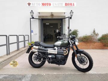 TRIUMPH STREET SCRAMBLER 900 CHROME EDITION

Immatricolazione 2024, 900cc, 1.600km, 48Kw 65Cv, Euro5.

*** MOTO UNICOPROPRIETARIO ***

Di serie: Motore Bicilindrico, cambio manuale a 5 rapporti, computer di bordo, Abs, mappature motore Road Rain, ride by wire, sospensione anteriore KYB 41 mm con cartuccia, non regolabili con cartuccia interna e posteriore con Due ammortizzatori KYB con precarico regolabile, impianto frenante Brembo, disco anteriore da 310mm e posteriore da 255mm, cerchi a raggi da 19â€ anteriori e da 17â€ al posteriore.

Il prezzo proposto di euro 9.000,00euro Ã¨ legato alla promozione web che prevede un acquisto tramite finanziamento di intero importo.
Il prezzo senza promo Ã¨ di euro 9.900,00euro.

Rimangono sempre esclusi i costi :
-del passaggio di proprietÃ  pari ad euro 200,00.
-messa su strada pari ad euro 300,00 che include controlli tagliando completo preconsegna (olio,filtro olio, filtro aria e tutti i componenti necessari al ripristino), 12 mesi di garanzia estendibili a 24 36mesi in base al veicolo e copre i componenti non soggetti ad usura (dettagli in sede).

Il prezzo del veicolo pubblicizzato Ã¨ stato calcolato utilizzando tutte le campagne commerciali a disposizione.

*************

I NOSTRI SERVIZI :
-Acquisto diretto con pagamento immediato
-conto vendita
-vendita auto, moto e scooter usati e garantiti
-vendita veicoli d'epoca
-permuta auto con moto e viceversa
-noleggio breve e lungo termine
-finanziamenti personalizzati (rata costante,mini e maxi rate, leasing)
-assistenza post-vendita con societÃ  di garanzie e officine partner
-assicurazioni
-consulenze e stime per acquisti tra privati

VISITA il nostro sito internet: automotousateroma.it oppure scarica la nostra App: automotousateroma dall' Apple store o Play store per restare aggiornato sui nostri ultimi arrivi.

VIENI A TROVARCI PER VEDERE DAL VIVO QUESTO VEICOLO :
Auto Moto Usate Roma s.r.l.Via Appia Nuova 23, 00047, Marino (RM) (adiacente Sorelle Ramonda)

*************

HAI UNA PERMUTA?
compila il form sull'App o nel nostro sito automotousateroma.it
oppure inviaci foto e descrizione (modello anno km motore ...)
al nostro numero whatsapp : Cell. 351-4646876 o Whats. 366-6562866 Fisso 06-7215841 e-mail : info@automotousateroma.it

*************
La Auto Moto Usate Roma Srl declina ogni responsabilitÃ  per eventuali involontarie incongruenze che non rappresentano in alcun modo un impegno contrattuale e invitano i clienti a verificare sempre dal vivo la correttezza dei dati che potrebbero non coincidere con lâ€™effettivo equipaggiamento del veicolo spesso dovuto alla incompatibilitÃ  dei dati trasmessi sulle varie piattaforme web.
