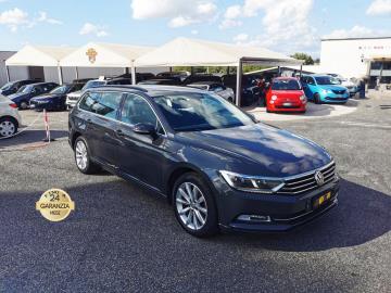 VOLKSWAGEN PASSAT SW 2.0 TDI DSG EXECUTIVE BLUEMOTION TECHNOLOGY

Immatricolata 2019, 1968cc, 177.000Km, 110Kw 150Cv, 5posti 5porte, Euro6B.

Con: Motore a 4 cilindri in linea, cambio automatico a 7 reapporti, Abs, Esp, Airbag, computer di bordo, vetri e specchietti elettrici, volante in pelle multifunzione e regolabile, cruise control, climatronic, stereo con navigatore, Fari anteriori a LED, Fari fendinebbia, Freno di staz. e funzione Auto Hold , Luci posteriori a LED, Sensori di parcheggio posteriori, Servotronic, Isofix, cerchi in lega da 17â€.

Il prezzo proposto di euro 12.800,00euro Ã¨ legato alla promozione web che prevede un acquisto tramite finanziamento di intero importo. Info in sede.
Il prezzo senza promo Ã¨ di euro 13.800,00.
Rimangono sempre esclusi i costi :
-del passaggio di proprietÃ  pari ad euro 700,00.
-messa su strada pari ad euro 400,00 che include controlli tagliando completo preconsegna (olio,filtro olio, filtro aria e tutti icomponenti necessari al ripristino ivi compresi kit distribuzione),igienizzazione interni, kit ruota di scorta o kit gonfiaggio, 12 mesi di garanzia estendibili a 24 36mesi in base al veicolo e copre i componenti non soggetti ad usura (dettagli in sede).
Il prezzo del veicolo pubblicizzato Ã¨ stato calcolato utilizzando tutte le campagne commerciali a disposizione.

*************

I NOSTRI SERVIZI :
-Acquisto diretto con pagamento immediato
-conto vendita
-vendita auto, moto e scooter usati e garantiti
-vendita veicoli d'epoca
-permuta auto con moto e viceversa
-noleggio breve e lungo termine
-finanziamenti personalizzati (rata costante,mini e maxi rate, leasing)
-assistenza post-vendita con societÃ  di garanzie e officine partner
-assicurazioni
-consulenze e stime per acquisti tra privati

VISITA il nostro sito internet: automotousateroma.it oppure scarica la nostra App: automotousateroma dall' Apple store o Play store per restare aggiornato sui nostri ultimi arrivi.

VIENI A TROVARCI PER VEDERE DAL VIVO QUESTO VEICOLO :
Auto Moto Usate Roma s.r.l.Via Appia Nuova 23, 00047, Marino (RM) (adiacente Sorelle Ramonda)

*************

HAI UNA PERMUTA?
compila il form sull'App o nel nostro sito automotousateroma.it
oppure inviaci foto e descrizione (modello anno km motore ...)
al nostro numero whatsapp : Cell. 366-6562866 o 351-4646876 Fisso 06-7215841 e-mail : info@automotousateroma.it

*************
La Auto Moto Usate Roma Srl declina ogni responsabilitÃ  per eventuali involontarie incongruenze che non rappresentano in alcun modo un impegno contrattuale e invitano i clienti a verificare sempre dal vivo la correttezza dei dati che potrebbero non coincidere con lâ€™effettivo equipaggiamento del veicolo spesso dovuto alla incompatibilitÃ  dei dati trasmessi sulle varie piattaforme web.

