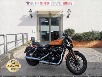 HARLEY DAVIDSON XL 883N IRON 
Immatricolato 2014, 883cc, 53Cv/39Kw, 35.550Km, Euro3. 

Il prezzo proposto di euro 6.900,00 Ã¨ legato alla promozione web che prevede un acquisto tramite finanziamento, Info in sede.
Il prezzo a Listino senza promo e senza vincoli Ã¨ di euro 7.400,00.
Rimangono sempre esclusi i costi :
-del passaggio di proprietÃ  pari ad euro 200,00
-messa su strada pari ad euro 400,00 che include l'attivazione della garanzia di 12 mesi completa, all' occorrenza controlli e/o tagliando completo preconsegna (olio,filtro olio, filtro aria e tutti i componenti necessari al ripristino), 12 mesi di garanzia estendibili a 24/36mesi in base al veicolo e copre i componenti non soggetti ad usura (dettagli in sede).

Con: Motore Bicilindrico a V, cambio a 5 rapporti, raffreddamento ad aria, capacitÃ  serbatoio 12Lt, Forcella telescopica da 39mm, Ammortizzatore regolabile nel precarico, freno a disco anteriore da 300mm e da 260mm al posteriore, cerchio anteriore da 19â€ e da 16â€ al posteriore. 

Accessoriato con: Cupolino, borsa anteriore in pelle, sisi bar passeggero con piastra porta borsa, telaietti per borse laterali, scarico cobra, Kit pedane anteriori e posteriori, manopole cromate. 

I NOSTRI SERVIZI : 
-Acquisto diretto con pagamento immediato 
-conto vendita
-vendita auto, moto e scooter usati e garantiti
-vendita veicoli d'epoca
-permuta auto con moto e viceversa
-noleggio breve e lungo termine
-finanziamenti personalizzati (rata costante,mini e  maxi rate, leasing)
-assistenza post-vendita con societÃ  di garanzie e officine partner
-assicurazioni
-consulenze e stime per acquisti tra privati

VISITA il nostro sito internet: automotousateroma.it oppure scarica la nostra App: automotousateroma dall' Apple store o Play store per restare aggiornato sui nostri ultimi arrivi.

VIENI A TROVARCI PER VEDERE DAL VIVO QUESTO VEICOLO :
Auto Moto Usate Roma s.r.l.Via Appia Nuova 23, 00047, Marino (RM) (adiacente Sorelle Ramonda)

*************

HAI UNA PERMUTA?
compila il form sull'App o nel nostro sito automotousateroma.it
oppure inviaci foto e descrizione (modello anno km motore ...)
al nostro numero whatsapp : Cell. 366-6562866 o 351-4646876 Fisso 06-7215841 e-mail :  info@automotousateroma.it

*************
La Auto Moto Usate Roma Srl declina ogni responsabilitÃ  per eventuali involontarie incongruenze che non rappresentano in alcun modo un impegno contrattuale e invitano i clienti a verificare sempre dal vivo la correttezza dei dati che potrebbero non coincidere con lâ€™effettivo equipaggiamento del veicolo spesso dovuto alla incompatibilitÃ  dei dati trasmessi sulle varie piattaforme web.