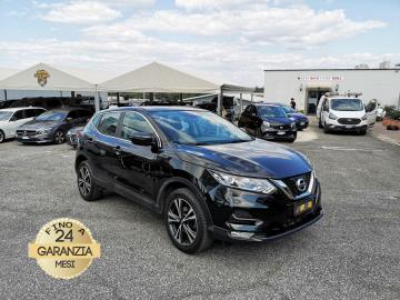 NISSAN QASHQAI 1.5 dCi TEKNA+

Immatricolato 2018, 1461cc, 110Cv/81Kw, 144.600Km, 5porte/6posti, Euro6B. 
*** Auto idonea per NEOPATENTATI *** 


Il prezzo proposto di euro 11.900,00 Ã¨ legato alla promozione web che prevede un acquisto tramite finanziamento, Info in sede.
Il prezzo a Listino senza promo e senza vincoli Ã¨ di euro 12.900,00.

Rimangono sempre esclusi i costi :
-del passaggio di proprietÃ  pari ad euro 550,00
-messa su strada pari ad euro 400,00 che include l'attivazione della garanzia di 12 mesi completa, all'occorrenza controlli e/o tagliando completo preconsegna (olio,filtro olio, filtro aria e tutti i componenti necessari al ripristino ivi compresi kit distribuzione), kit ruota di scorta o kit gonfiaggio, 12 mesi di garanzia estendibili a 24/36mesi in base al veicolo e copre i componenti non soggetti ad usura (dettagli in sede).

 Con: Motore a 4 cilindri, cambio manuale a 6 rapporti, Abs, Esp, Airbag, vetri e specchietti elettrici, volante in pelle regolabile e con comandi, computer di bordo, Climatizzatore automatico bi-zona, Luci diurne a LED, Fendinebbia, Cruise control e limitatore di velocitÃ  con comandi al volante, Freno di stazionamento elettrico, Isofix, sensori di parcheggio anteriori e posteriori, cerchi in lega da 17â€. 

I NOSTRI SERVIZI : 
-Acquisto diretto con pagamento immediato 
-conto vendita
-vendita auto, moto e scooter usati e garantiti
-vendita veicoli d'epoca
-permuta auto con moto e viceversa
-noleggio breve e lungo termine
-finanziamenti personalizzati (rata costante,mini e  maxi rate, leasing)
-assistenza post-vendita con societÃ  di garanzie e officine partner
-assicurazioni
-consulenze e stime per acquisti tra privati

VISITA il nostro sito internet: automotousateroma.it oppure scarica la nostra App: automotousateroma dall' Apple store o Play store per restare aggiornato sui nostri ultimi arrivi.

VIENI A TROVARCI PER VEDERE DAL VIVO QUESTO VEICOLO :
Auto Moto Usate Roma s.r.l.Via Appia Nuova 23, 00047, Marino (RM) (adiacente Sorelle Ramonda)

*************

HAI UNA PERMUTA?
compila il form sull'App o nel nostro sito automotousateroma.it
oppure inviaci foto e descrizione (modello anno km motore ...)
al nostro numero whatsapp : Cell. 366-6562866 o 351-4646876 Fisso 06-7215841 e-mail :  info@automotousateroma.it

*************
La Auto Moto Usate Roma Srl declina ogni responsabilitÃ  per eventuali involontarie incongruenze che non rappresentano in alcun modo un impegno contrattuale e invitano i clienti a verificare sempre dal vivo la correttezza dei dati che potrebbero non coincidere con lâ€™effettivo equipaggiamento del veicolo spesso dovuto alla incompatibilitÃ  dei dati trasmessi sulle varie piattaforme web.