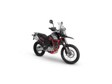 NUOVA SWM SUPERDUAL 600 Versione T & Versione X  L'Avventura Senza Confini!
Condizioni: Nuovo da immatricolare
Cilindrata: 600 cc â€“ Monocilindrico Bialbero (DOHC) da 54 CV
Prezzo: 5.990,00 â‚¬ f.c. + 350 â‚¬ Immatricolazione 
Descrizione del Veicolo:
La SWM Superdual Ã¨ Sviluppata sulla leggendaria e collaudatissima base meccanica Husqvarna, la Superdual offre il perfetto equilibrio tra il fascino delle vecchie 
