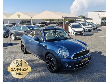 MINI 2.0 COOPER D CABRIO AUTOMATICA 

Immatricolato 2011, 1995cc, 111Cv/82Kw, 190.000Km, 3porte/4posti, Euro5A. 
*** Motore nuovo con fattura e 12 mesi di garanzia *** 

Rimangono sempre esclusi i costi :
-del passaggio di proprietÃ  pari ad euro 550,00

-messa su strada pari ad euro 400,00 che include l'attivazione della garanzia di 12 mesi completa, all'occorrenza controlli e/o tagliando completo preconsegna (olio,filtro olio, filtro aria e tutti i componenti necessari al ripristino ivi compresi kit distribuzione), kit gonfiaggio, 12 mesi di garanzia estendibili a 24/36mesi in base al veicolo e copre i componenti non soggetti ad usura (dettagli in sede).

Di serie con: Motore 4 cilindri, cambio automatico/sequenziale Steptronic a 6 rapporti, Abs, Airbag, volante in pelle con comandi e Paddle, interni in pelle, vetri e specchietti elettrici, computer di bordo, Capote nera elettrica automatica, fendinebbia, climatizzatore, Radio MINI CD con lettore CD Mp3, Navigatore Garmin, Isofix, sensori di parcheggio posteriori, cerchi in lega da 17â€. 
Lavori eseguiti : tagliando completo, sostit. Semiasse, 4 gomme nuove + cerchi e carrozzeria 

I NOSTRI SERVIZI :

-Vendita auto usate e storiche, moto e scooter nuovi e usati garantiti
-Acquisto diretto con pagamento immediato o conto vendita
-Permuta auto con moto e viceversa
-Noleggio breve e lungo termine
-Assicurazioni e Finanziamenti personalizzati
-Assistenza post-vendita
-Accessori e antifurti per moto e auto

VISITA il nostro sito internet: automotousateroma.it oppure scarica la nostra App: automotousateroma dall' Apple store o Play store per restare aggiornato sui nostri ultimi arrivi.

VIENI A TROVARCI PER VEDERE DAL VIVO QUESTO VEICOLO :
Auto Moto Usate Roma s.r.l.Via Appia Nuova 23, 00047, Marino (RM) (adiacente Sorelle Ramonda)

*************

HAI UNA PERMUTA?
compila il form sull'App o nel nostro sito automotousateroma.it
oppure inviaci foto e descrizione (modello anno km motore ...)
al nostro numero whatsapp : Cell. 366-6562866 o 351-4646876 Fisso 06-7215841 e-mail :  info@automotousateroma.it

*************
La Auto Moto Usate Roma Srl declina ogni responsabilitÃ  per eventuali involontarie incongruenze che non rappresentano in alcun modo un impegno contrattuale e invitano i clienti a verificare sempre dal vivo la correttezza dei dati che potrebbero non coincidere con lâ€™effettivo equipaggiamento del veicolo spesso dovuto alla incompatibilitÃ  dei dati trasmessi sulle varie piattaforme web.