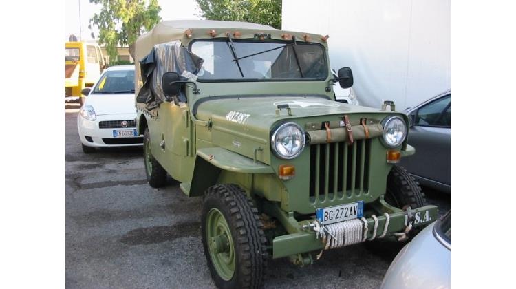 Jeep Willys CJ 6 2/3 Porte