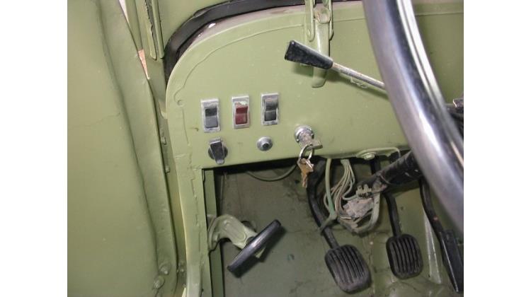 Jeep Willys CJ 6 2/3 Porte