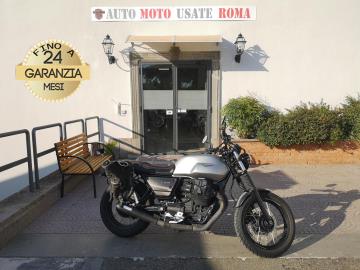 Rivenditore autorizzato di : Piaggio, Vespa, Sym, QJ Motor, Italjet, Tvs Motor, Alza Italia. Trattiamo usato Honda, Yamaha, Kawasaki, Suzuki, Aprilia, Benelli, Ducati, Moto Guzzi, Moto Morini, BMW, KTM, Triumph, Royal Enfield, Harley-Davidson, Indian, CFMOTO, Voge, Kymco, Peugeot
MOTO GUZZI V7 III LIMITED
Immatricolato 2019, 744cc, 52Cv/38Kw, 26.900Km, Euro4.
*** Moto Secondo proprietario ***
Rimangono sempre esclusi i costi :
-del passaggio di proprietà pari ad euro 200,00
-messa su strada pari ad euro 300,00 che include l'attivazione della garanzia di 12 mesi completa, all' occorrenza controlli e/o tagliando completo preconsegna (olio,filtro olio, filtro aria e tutti i componenti necessari al ripristino), 12 mesi di garanzia estendibili a 24/36mesi in base al veicolo e copre i componenti non soggetti ad usura (dettagli in sede).
Di serie con : Motore bIcilindrico a V, Cambio a 6 rapporti, Abs, Raffreddamento ad Aria, faro a Led, trasmissione finale a Cardano, terminali Mistral, disco anteriore da 320mm e da 260mm al posteriore, cerchi a raggi da 18†anteriore e da 17†al posteriore, borsa laterale.
I NOSTRI SERVIZI :
-Vendita auto usate e storiche, moto e scooter nuovi e usati garantiti
-Acquisto diretto con pagamento immediato o conto vendita
-Permuta auto con moto e viceversa
-Noleggio breve e lungo termine
-Assicurazioni e Finanziamenti personalizzati
-Assistenza post-vendita
-Accessori e antifurti per moto e auto
VISITA il nostro sito internet: automotousateroma.it oppure scarica la nostra App: automotousateroma dall' Apple store o Play store per restare aggiornato sui nostri ultimi arrivi.
VIENI A TROVARCI PER VEDERE DAL VIVO QUESTO VEICOLO :
Auto Moto Usate Roma s.r.l.Via Appia Nuova 23, 00047, Marino (RM) (adiacente Sorelle Ramonda)
*************
HAI UNA PERMUTA?
compila il form sull'App o nel nostro sito automotousateroma.it
oppure inviaci foto e descrizione (modello anno km motore ...)
al nostro numero whatsapp : Cell. 366-6562866 o 351-4646876 Fisso 06-7215841 e-mail : info@automotousateroma.it
*************
La Auto Moto Usate Roma Srl declina ogni responsabilità per eventuali involontarie incongruenze che non rappresentano in alcun modo un impegno contrattuale e invitano i clienti a verificare sempre dal vivo la correttezza dei dati che potrebbero non coincidere con l’effettivo equipaggiamento del veicolo spesso dovuto alla incompatibilità dei dati trasmessi sulle varie piattaforme web. Rivenditore autorizzato di : Piaggio, Vespa, Sym, QJ Motor, Italjet, Tvs Motor, Alza Italia. Trattiamo usato Honda, Yamaha, Kawasaki, Suzuki, Aprilia, Benelli, Ducati, Moto Guzzi, Moto Morini, BMW, KTM, Triumph, Royal Enfield, Harley-Davidson, Indian, CFMOTO, Voge, Kymco, Peugeot
MOTO GUZZI V7 III LIMITED
Immatricolato 2019, 744cc, 52Cv/38Kw, 26.900Km, Euro4.
*** Moto Secondo proprietario ***
Rimangono sempre esclusi i costi :
-del passaggio di proprietà pari ad euro 200,00
-messa su strada pari ad euro 300,00 che include l'attivazione della garanzia di 12 mesi completa, all' occorrenza controlli e/o tagliando completo preconsegna (olio,filtro olio, filtro aria e tutti i componenti necessari al ripristino), 12 mesi di garanzia estendibili a 24/36mesi in base al veicolo e copre i componenti non soggetti ad usura (dettagli in sede).
Di serie con : Motore bIcilindrico a V, Cambio a 6 rapporti, Abs, Raffreddamento ad Aria, faro a Led, trasmissione finale a Cardano, terminali Mistral, disco anteriore da 320mm e da 260mm al posteriore, cerchi a raggi da 18†anteriore e da 17†al posteriore, borsa laterale.
I NOSTRI SERVIZI :
-Vendita auto usate e storiche, moto e scooter nuovi e usati garantiti
-Acquisto diretto con pagamento immediato o conto vendita
-Permuta auto con moto e viceversa
-Noleggio breve e lungo termine
-Assicurazioni e Finanziamenti personalizzati
-Assistenza post-vendita
-Accessori e antifurti per moto e auto
VISITA il nostro sito internet: automotousateroma.it oppure scarica la nostra App: automotousateroma dall' Apple store o Play store per restare aggiornato sui nostri ultimi arrivi.
VIENI A TROVARCI PER VEDERE DAL VIVO QUESTO VEICOLO :
Auto Moto Usate Roma s.r.l.Via Appia Nuova 23, 00047, Marino (RM) (adiacente Sorelle Ramonda)
*************
HAI UNA PERMUTA?
compila il form sull'App o nel nostro sito automotousateroma.it
oppure inviaci foto e descrizione (modello anno km motore ...)
al nostro numero whatsapp : Cell. 366-6562866 o 351-4646876 Fisso 06-7215841 e-mail : info@automotousateroma.it
*************
La Auto Moto Usate Roma Srl declina ogni responsabilità per eventuali involontarie incongruenze che non rappresentano in alcun modo un impegno contrattuale e invitano i clienti a verificare sempre dal vivo la correttezza dei dati che potrebbero non coincidere con l’effettivo equipaggiamento del veicolo spesso dovuto alla incompatibilità dei dati trasmessi sulle varie piattaforme web.