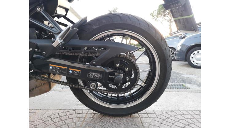 Kawasaki Z 900 RS NAKED