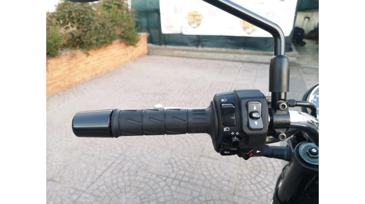 Kawasaki Z 900 RS NAKED