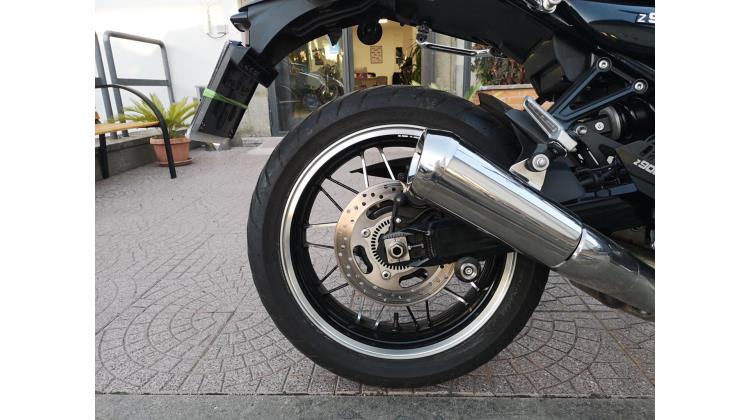 Kawasaki Z 900 RS NAKED