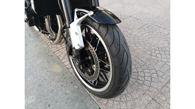 Kawasaki Z 900 RS NAKED