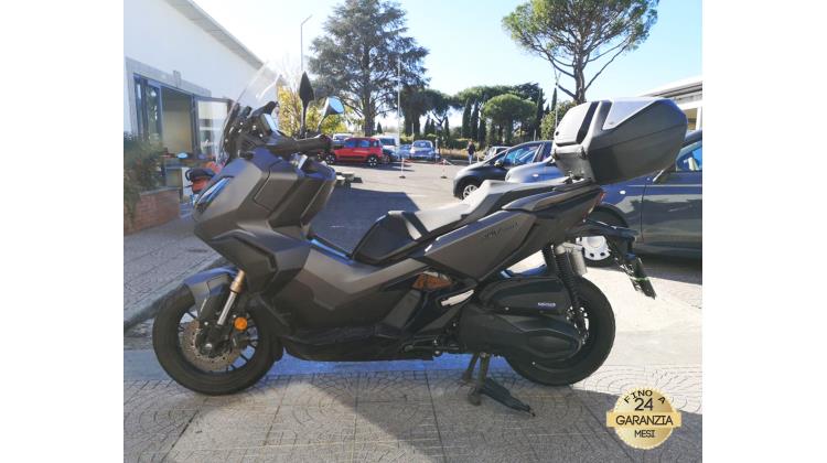 Honda ADV 350 PROMO WEB SCOOTER