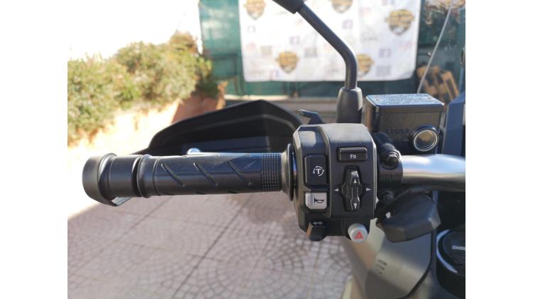 Honda ADV 350 PROMO WEB SCOOTER