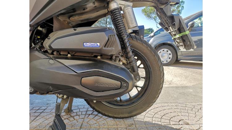 Honda ADV 350 PROMO WEB SCOOTER