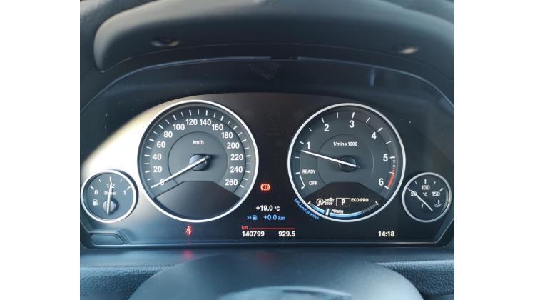 BMW 318 d TOURING SPORT AUT. PROMO WEB Station Wagon