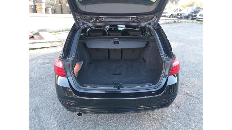 BMW 318 d TOURING SPORT AUT. PROMO WEB Station Wagon