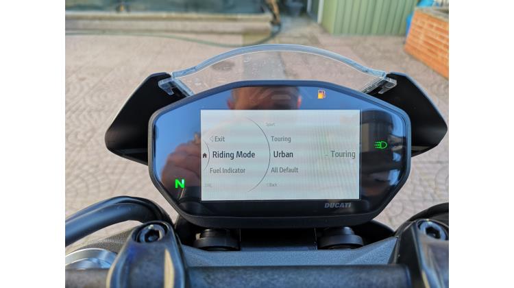 Ducati MONSTER 937 NAKED