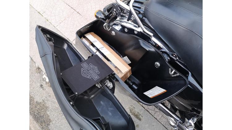 Harley-Davidson FLTRXS Road Glide 1690 PROMO WEB CUSTOM