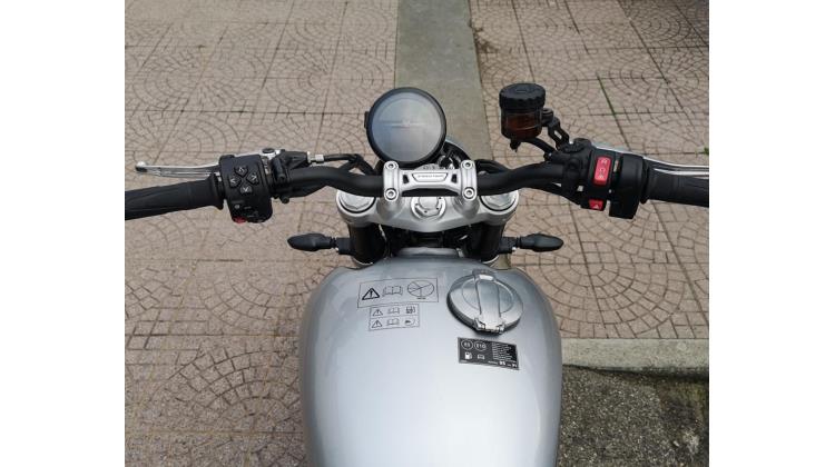 Triumph SPEED TWIN 1200 NAKED