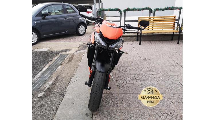 Triumph Streer Triple R NAKED