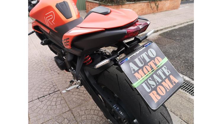 Triumph Streer Triple R NAKED