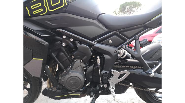 Triumph Tiger 800 ENDURO STRADALE