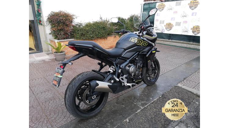 Triumph Tiger 800 ENDURO STRADALE