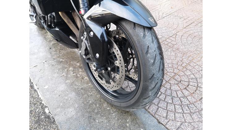 Triumph Tiger 800 ENDURO STRADALE