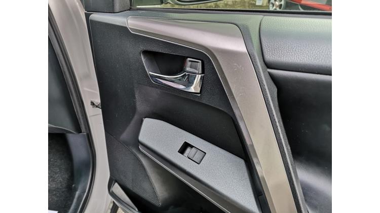 Toyota RAV4 2.5 Hybrid 2WD Business PROMO WEB Fuoristrada/SUV