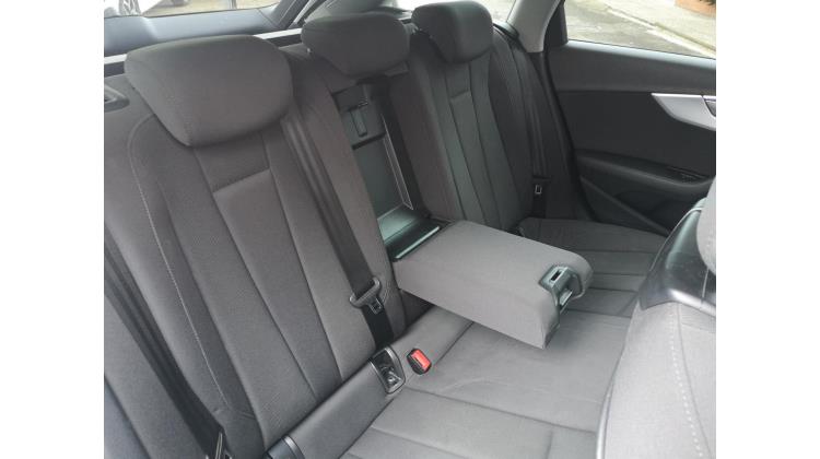 Audi A4 2.0 TDI 150CV S tronic PROMO WEB Station Wagon