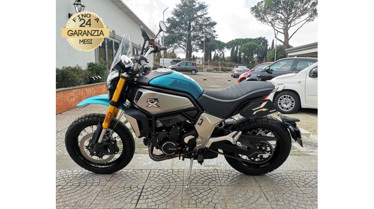 CF MOTO 700 CL-X ADV NAKED