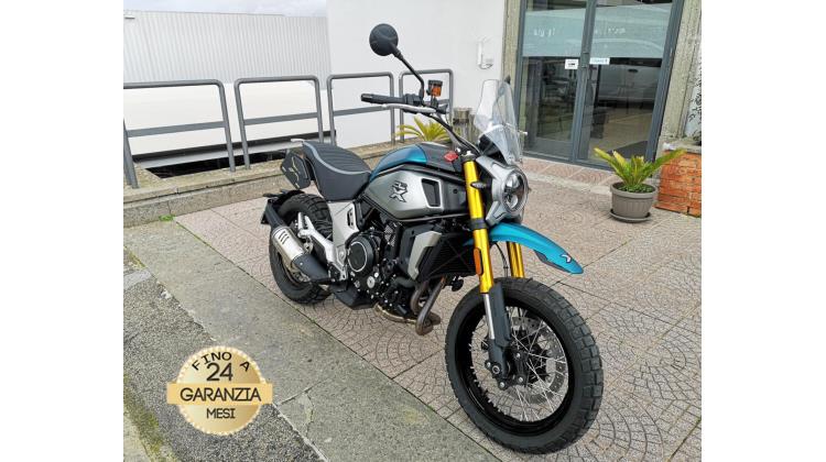 CF MOTO 700 CL-X ADV NAKED