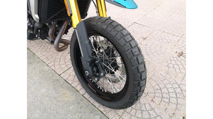 CF MOTO 700 CL-X ADV NAKED