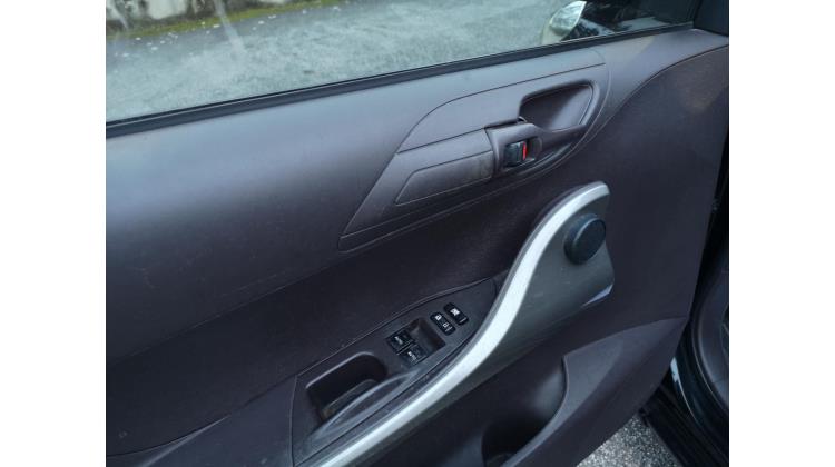 Toyota IQ 1.0 CVT Sol RATE AUTO MOTO SCOOTER Berlina