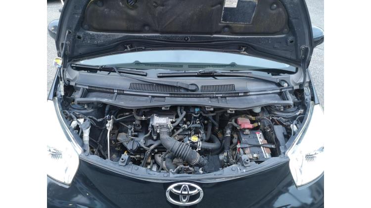Toyota IQ 1.0 CVT Sol RATE AUTO MOTO SCOOTER Berlina