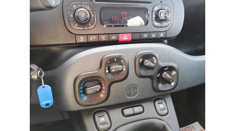 Fiat Panda 1.0 FireFly S&S Hybrid PROMO WEB Berlina